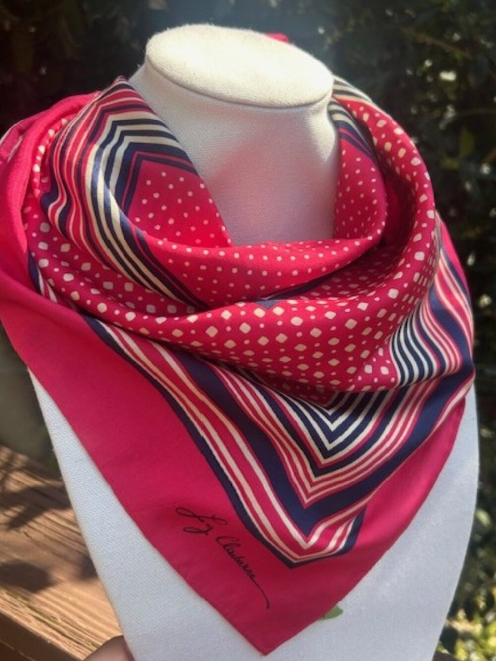 LIZ CLAIBORNE 100% Silk Red/White/Blue Square SCARF - Picture 2 of 9